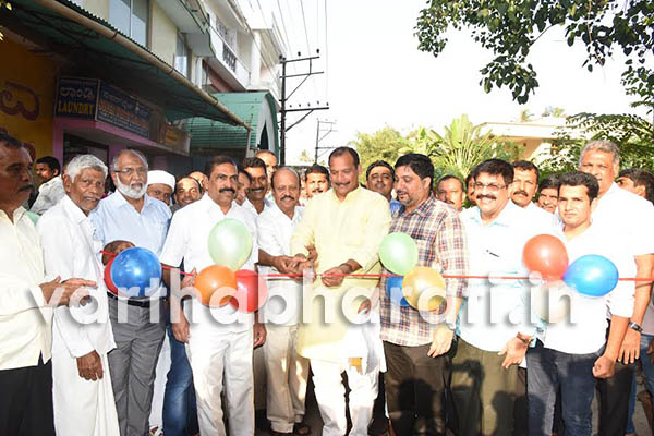 ಮಂಗಳೂರು: ಕಿಂಗ್ಸ್ ಕೋಟ್ ಕಾಂಕ್ರಿಟ್ ರಸ್ತೆ ಉದ್ಘಾಟನೆ